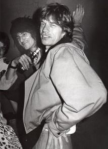 Mick Jagger with Ron Wood, 1982, NY 7.jpg